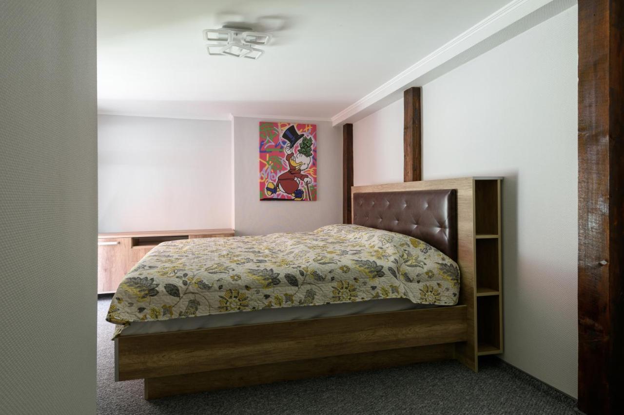 Apart Hotel Fusion Černivci Esterno foto